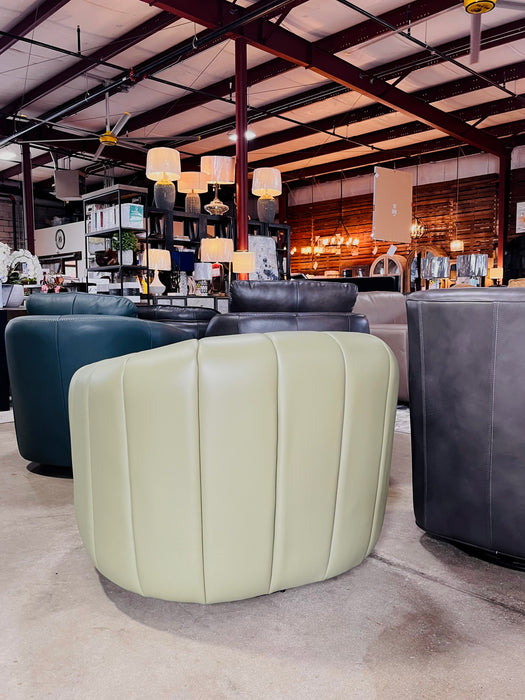 Baccarat Leather Chair