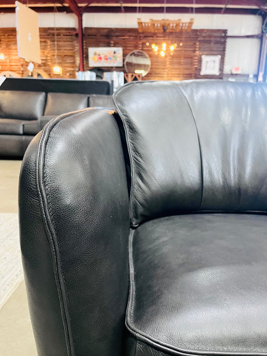 Cohiba Leather Chair