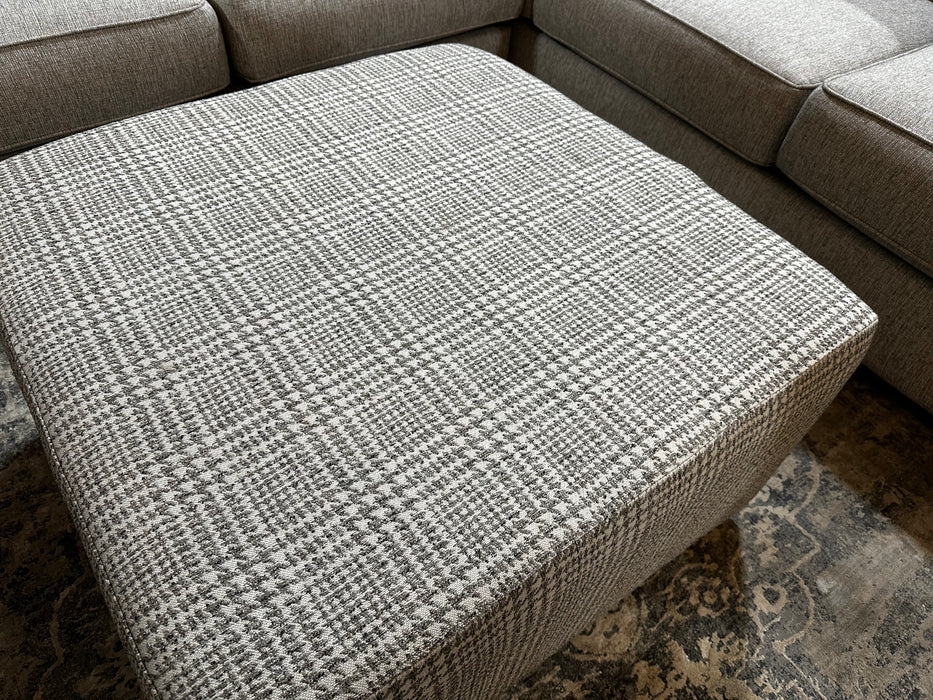 Glenplaid Berber Ottoman