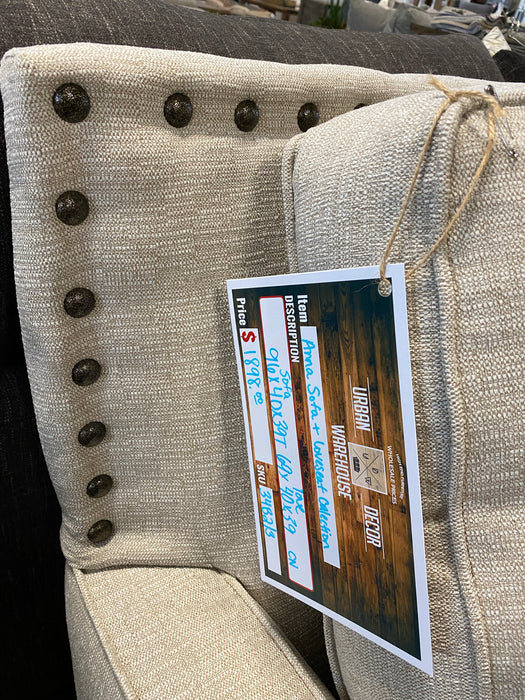 Anna Sofa & Loveseat Collection